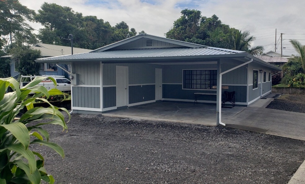 1604 Kilauea Ave, Hilo, HI 96720 - photo 1