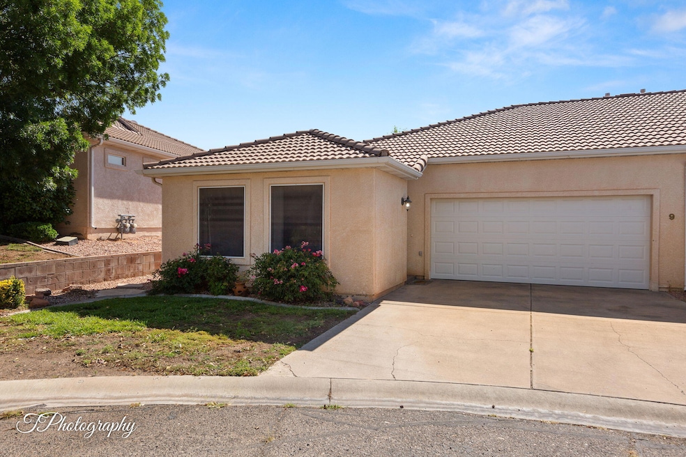 2056 E Middleton Dr, Saint George, UT 84770 - photo 1