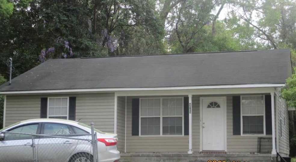 425 W Walcott St, Thomasville, GA 31792 - photo 1