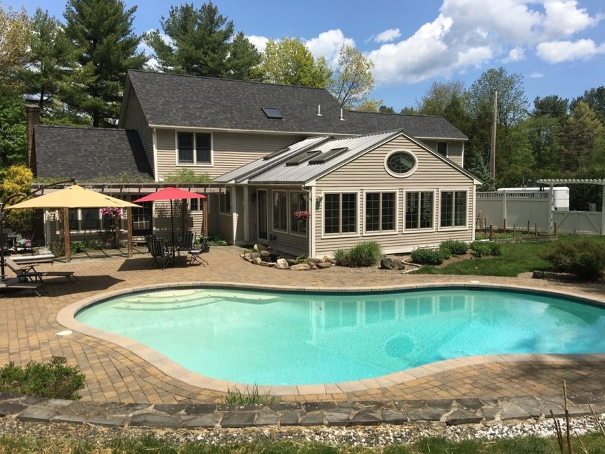 5 Merles Ln, Stratham, NH 03885 - photo 1