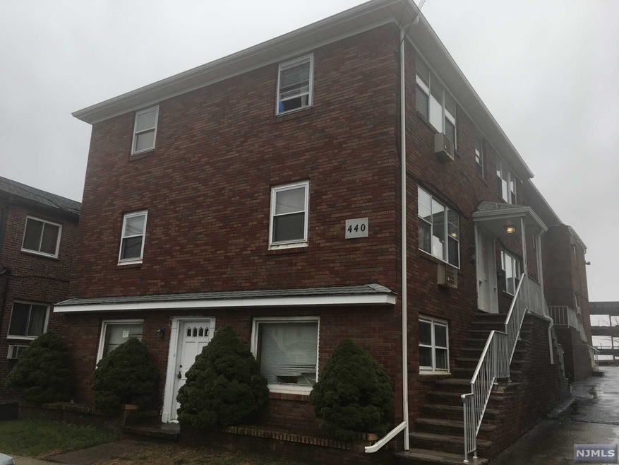 440 Ridge Rd unit 1C, Lyndhurst, NJ 07071 - photo 1