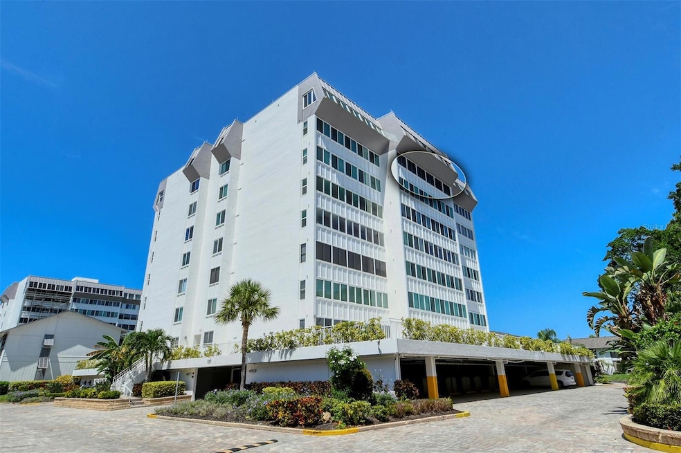 1125 W Peppertree Dr unit 706, Sarasota, FL 34242 - photo 1