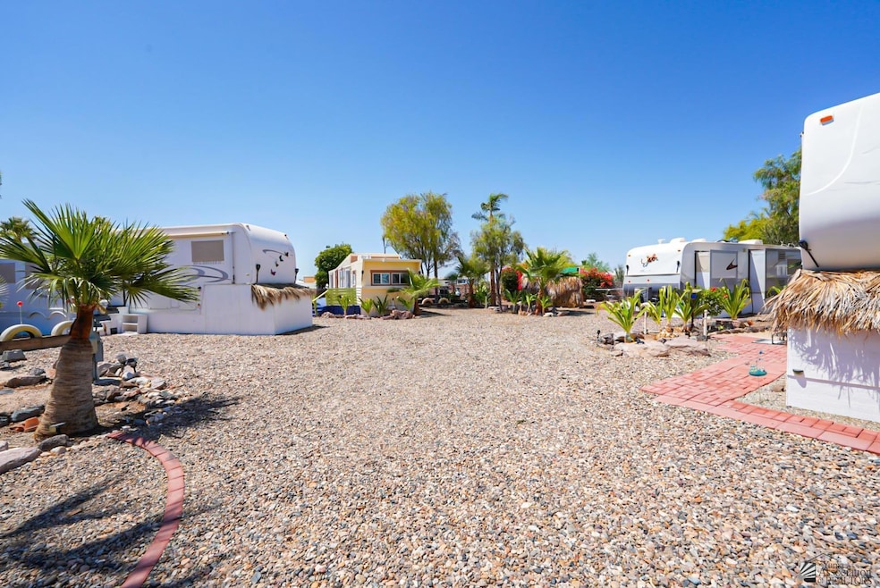 13298 E 48th Dr, Yuma, AZ 85367 - photo 1