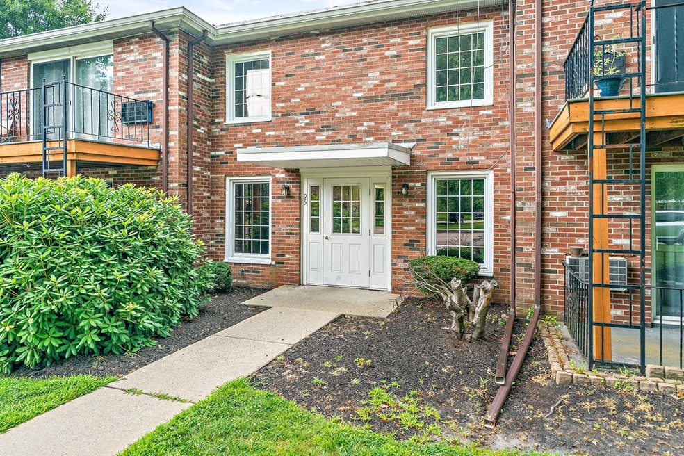 95 Fountain Ln unit 1, South Weymouth, MA 02190 - photo 1