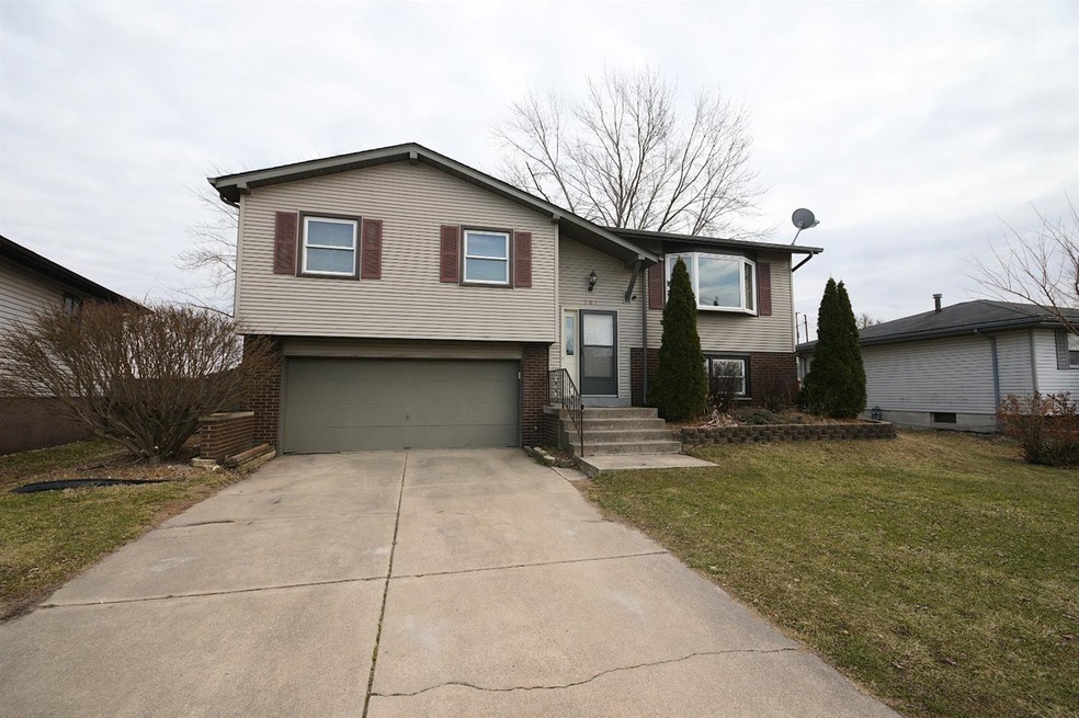 701 Fillmore Ave, Dyer, IN 46311 - photo 1