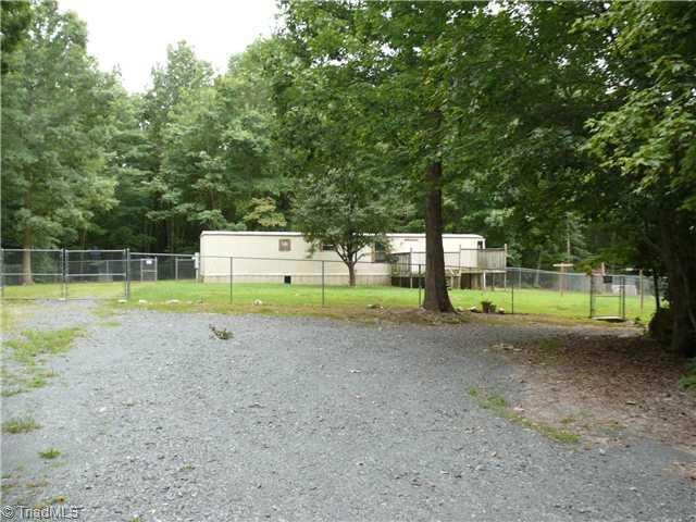 2761 Burney Rd, Asheboro, NC 27205 - photo 1