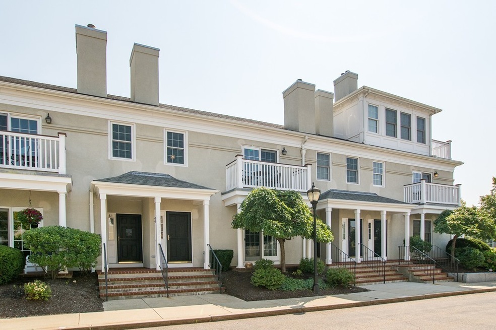 44 Tilden Cir, Quincy, MA 02171 - photo 1