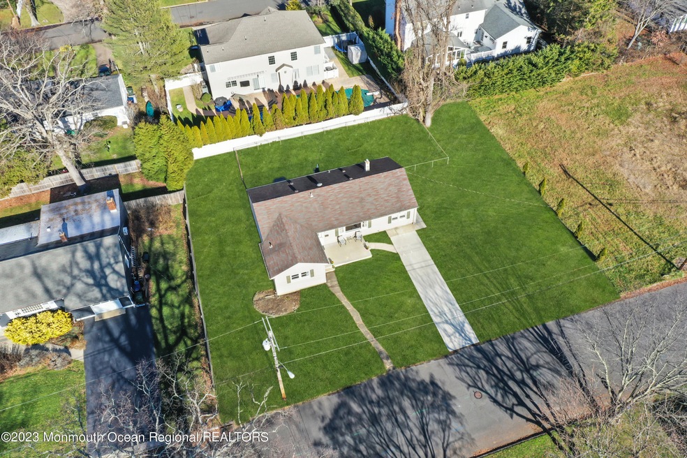 713 Myrtle Ave, Allenhurst, NJ 07711 - photo 1