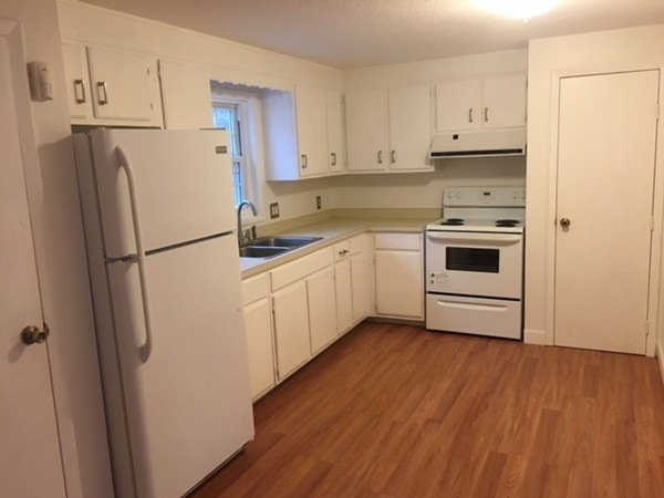 6 Wysocki Dr unit 19, Dudley, MA 01571 - photo 1