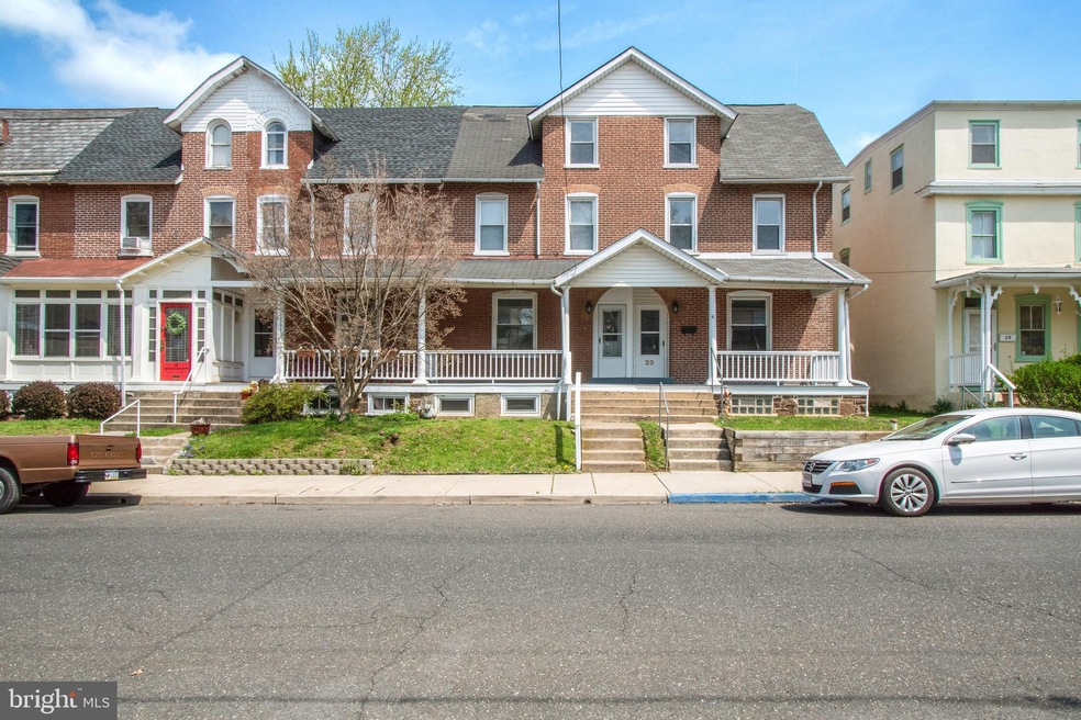 21 E 4th St, Lansdale, PA 19446 - photo 1