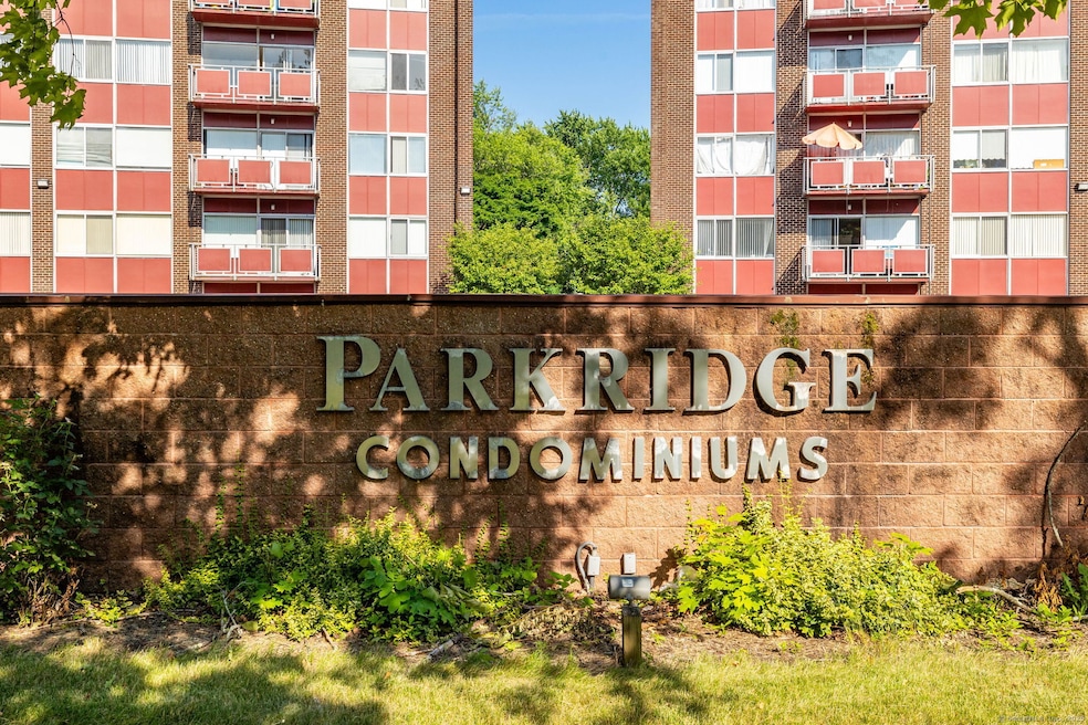 1320 Berlin Turnpike unit 118, Wethersfield, CT 06109 - photo 1