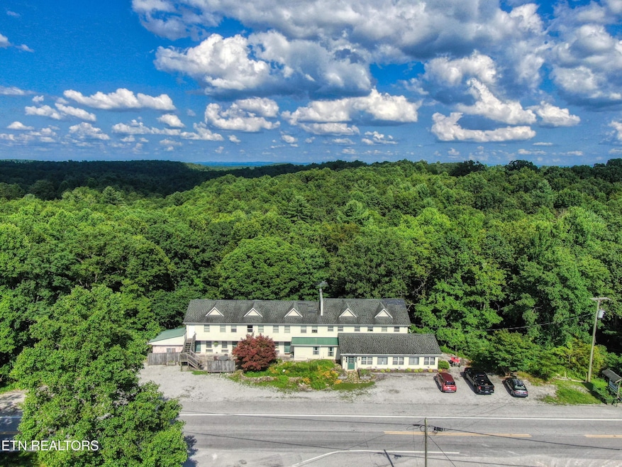 For Sale $1,100,000 • Co-Listing Agent