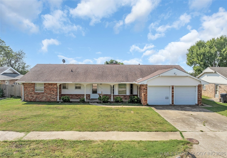 2026 11th Ave NW, Ardmore, OK 73401 - photo 1