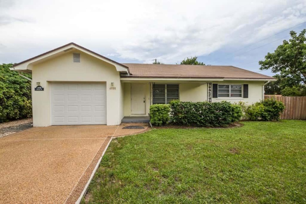 6930 Osborne Dr, Lake Worth, FL 33462 - photo 1