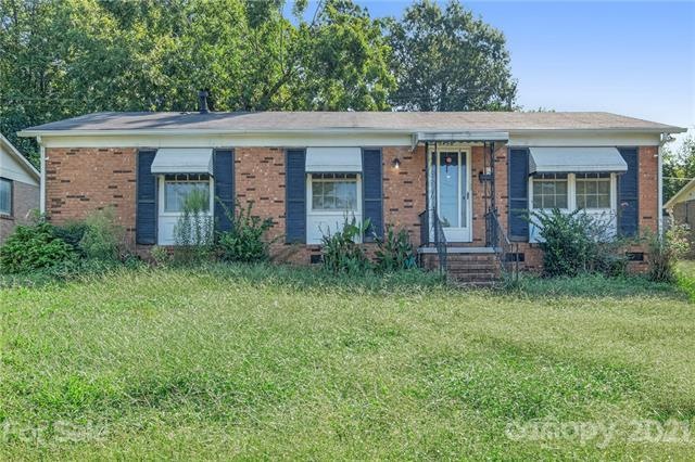 2436 Senior Dr, Charlotte, NC 28216 - photo 1