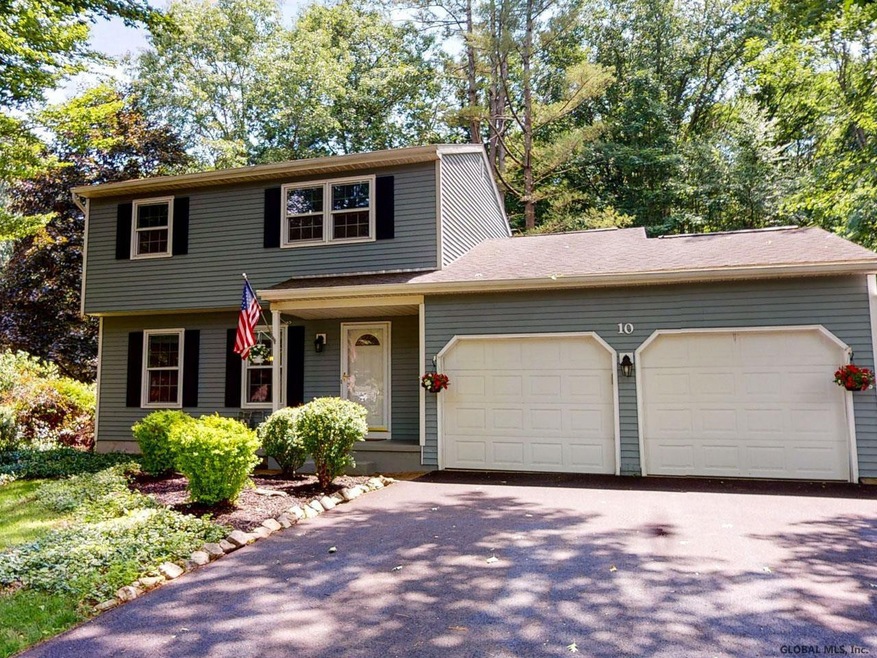 10 Castleberry Dr, Gansevoort, NY 12831 - photo 1