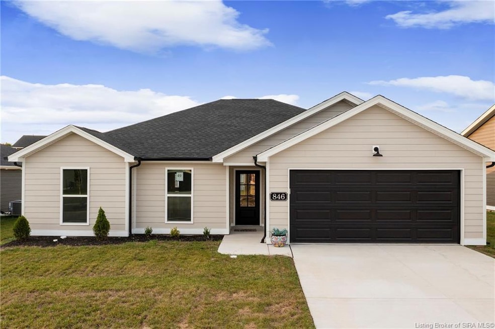 846 Wolf Run Park Blvd, Jeffersonville, IN 47130 - photo 1