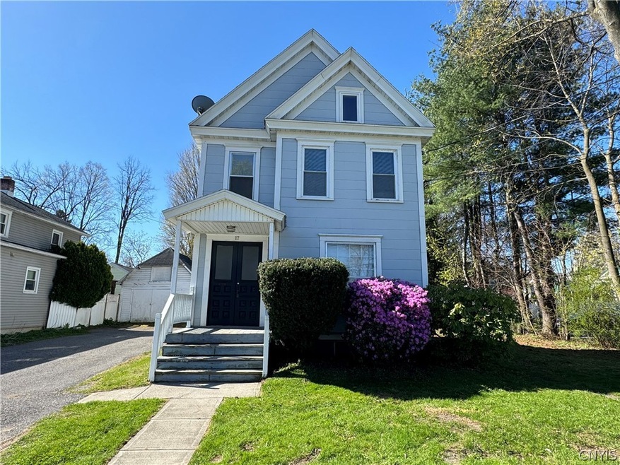 2 family in Baldwinsville