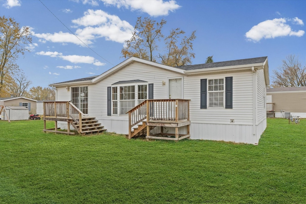 2463 Steele Ct, Decatur, IL 62526 - photo 1