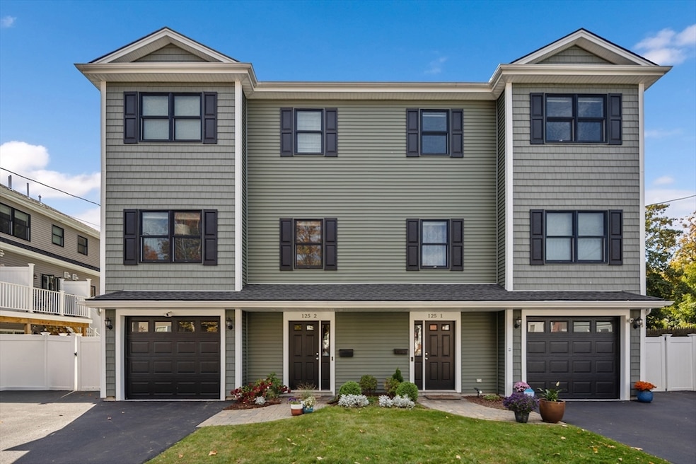 Sold $1,250,000 • Co-Listing Agent