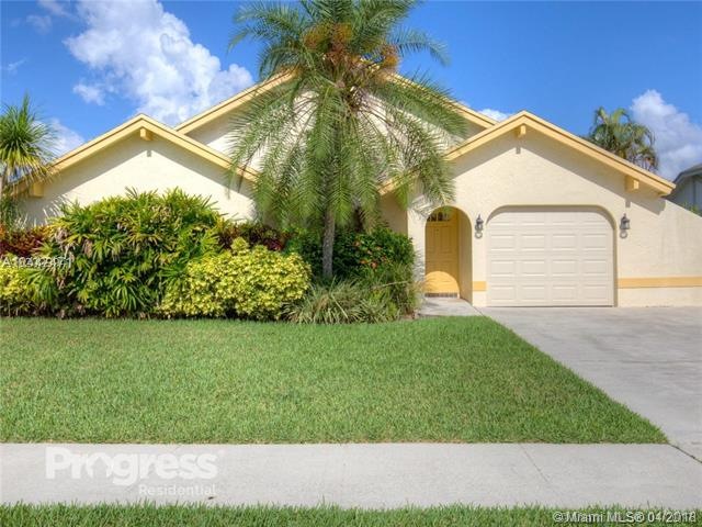 22669 Pickerel Cir, Boca Raton, FL 33428 - photo 1