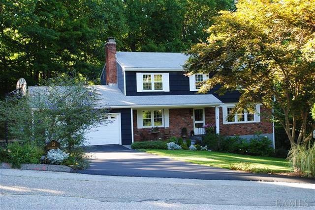 32 Mountain Side Trail, Cortlandt Manor, NY 10567 - photo 1