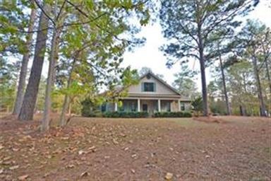 Spacious home sitting on approx. 40 acres
