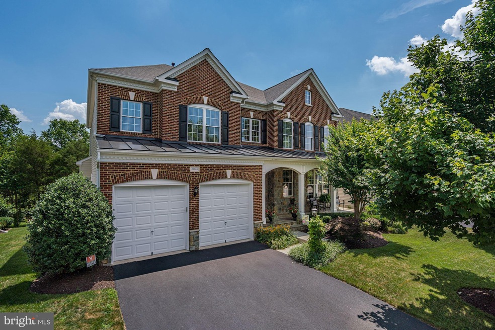 25726 S Village Dr, South Riding, VA 20152 - photo 1