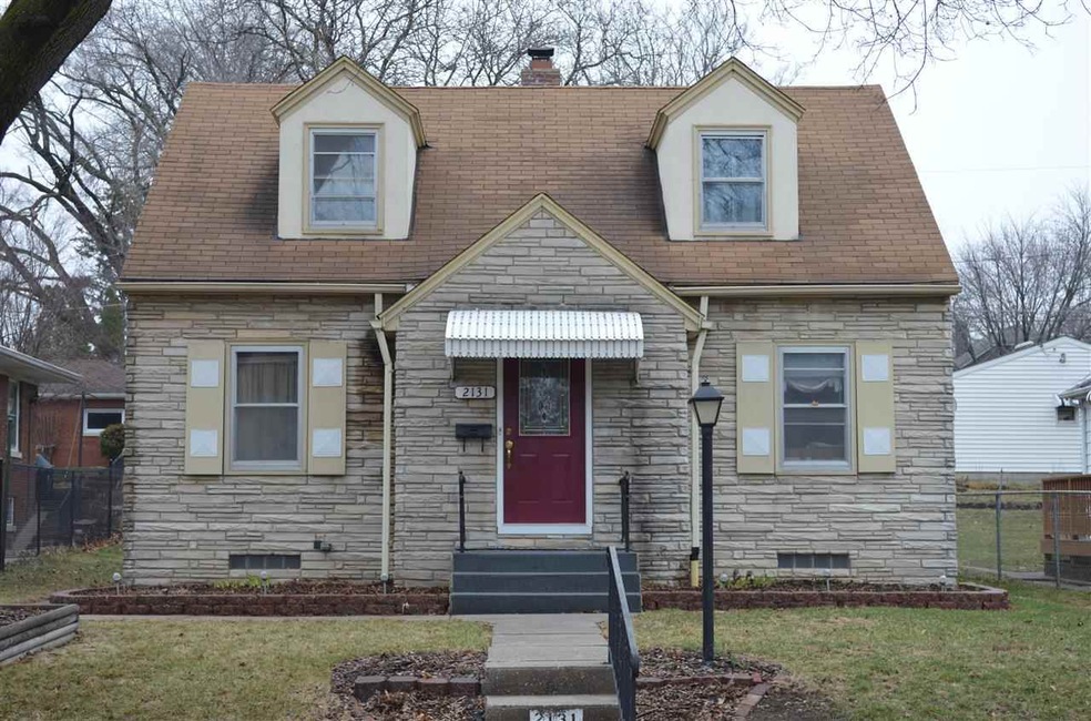 2131 N Myrtle St, Davenport, IA 52804 - photo 1