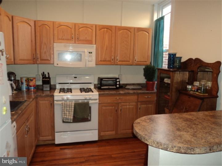 686 Haddon Ave unit 2ND FL, Collingswood, NJ 08108 - photo 1