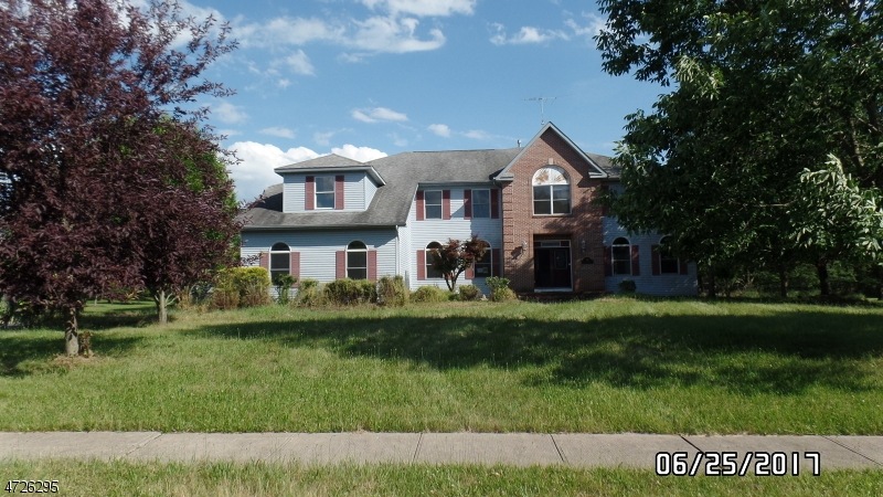 25 Franklin Dr, Belle Mead, NJ 08502 - photo 1