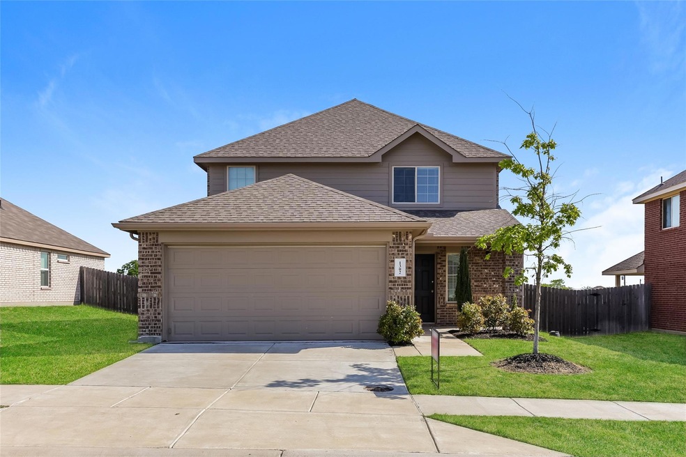 1302 Starling Ln, Ennis, TX 75119 - photo 1