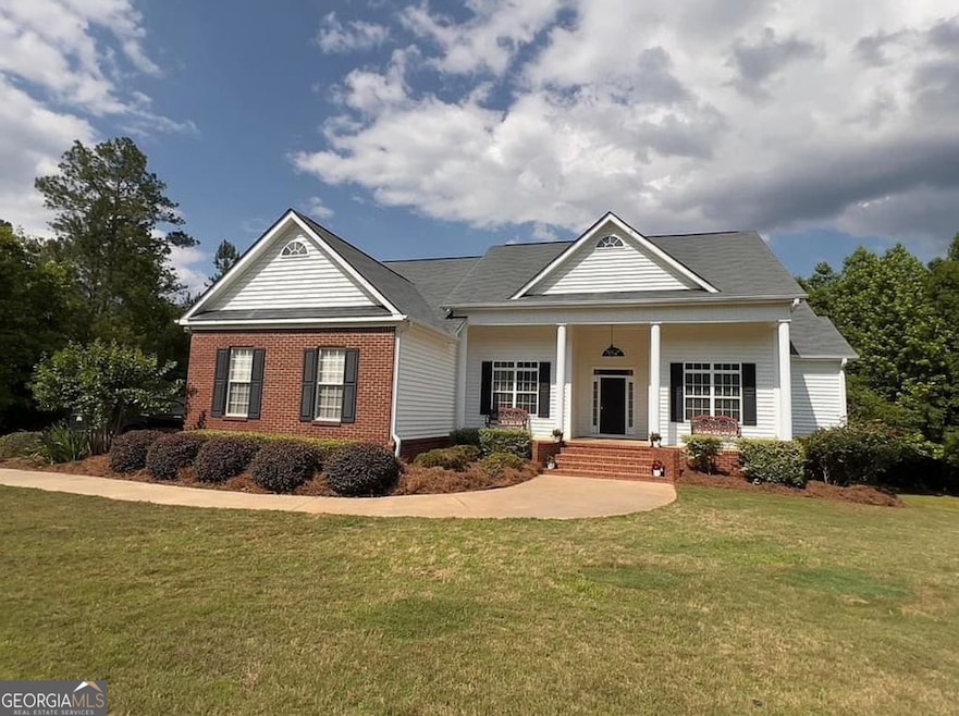 637 Whitfield Walk, Zebulon, GA 30295 - photo 1