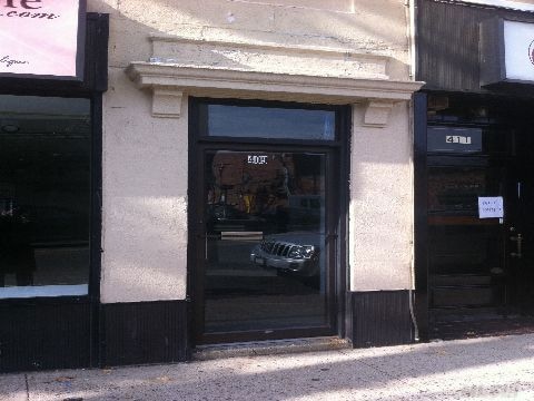 409 Plandome Rd, Manhasset, NY 11030 - photo 1