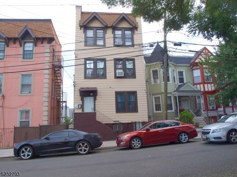 827 Ridge St, Newark, NJ 07104 - photo 1