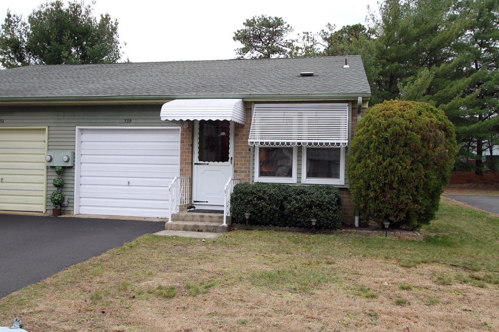 WEwlcome To 33-b Easton Dr