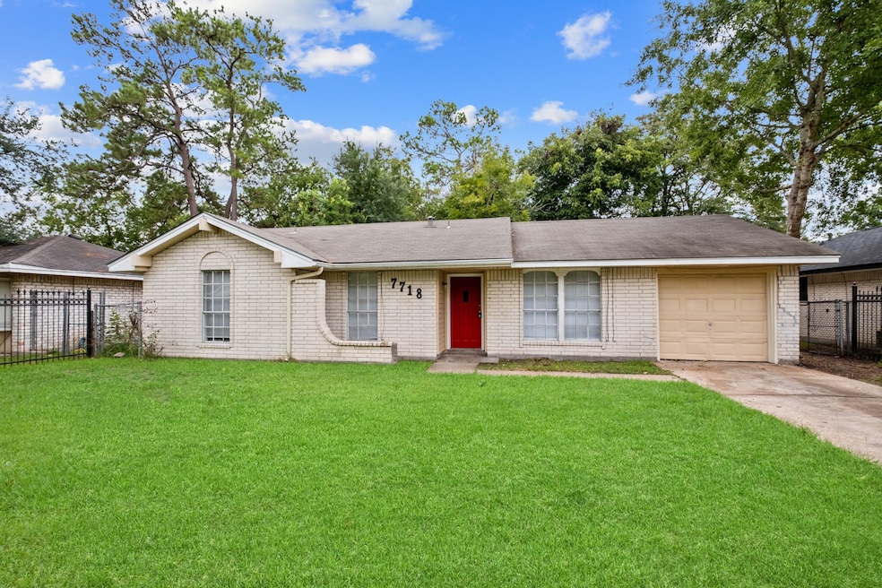 7718 Boggess Rd, Houston, TX 77016 - photo 1