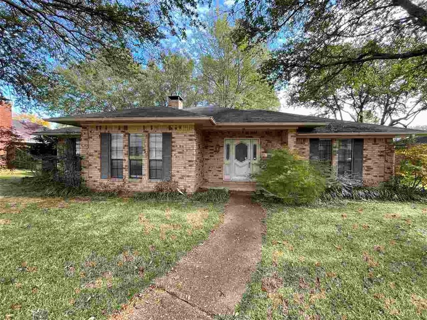 42 Lanshire Dr, Texarkana, TX 75503 - photo 1