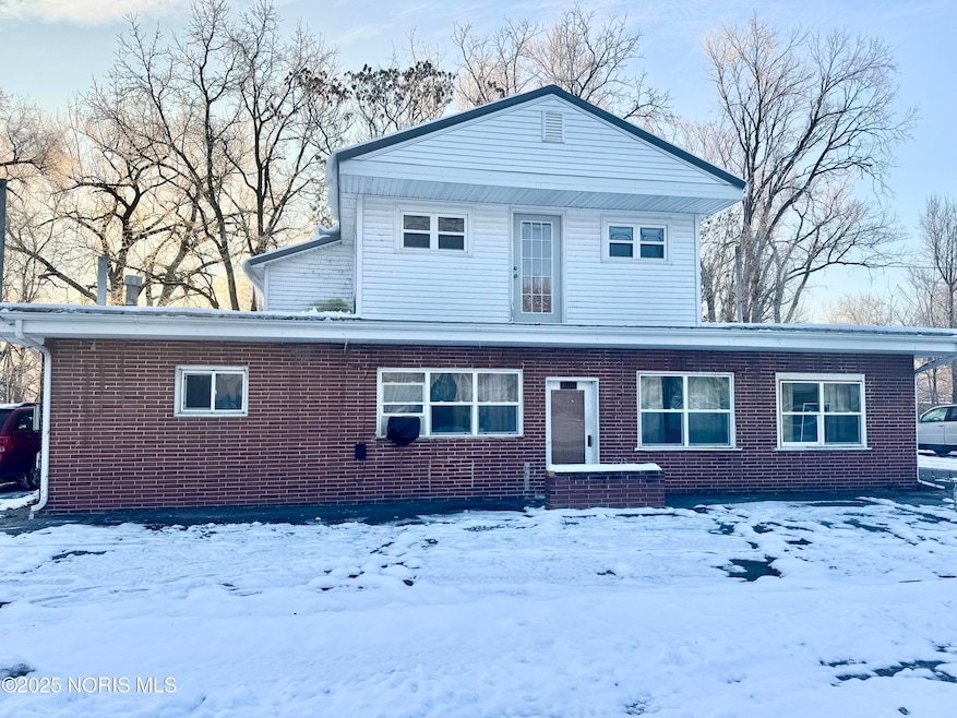 104 E High St, Napoleon, OH 43545 - photo 1