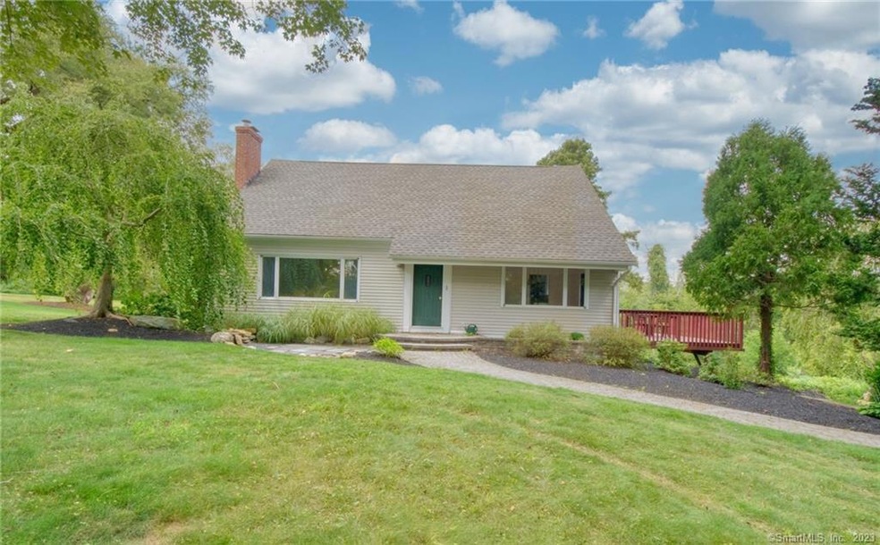 27 Banner Rd, Moodus, CT 06469 - photo 1