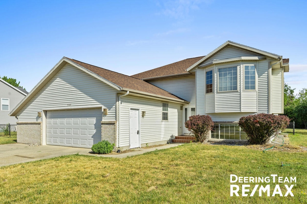 For Sale $399,900 • Co-Listing Agent