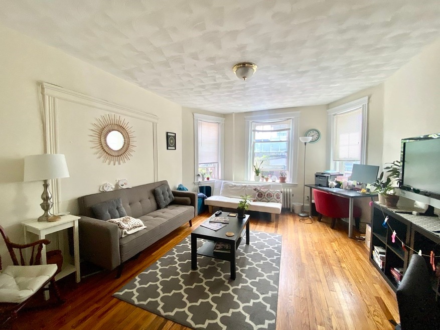 7 Devotion St unit 2, Brookline, MA 02446 - photo 1