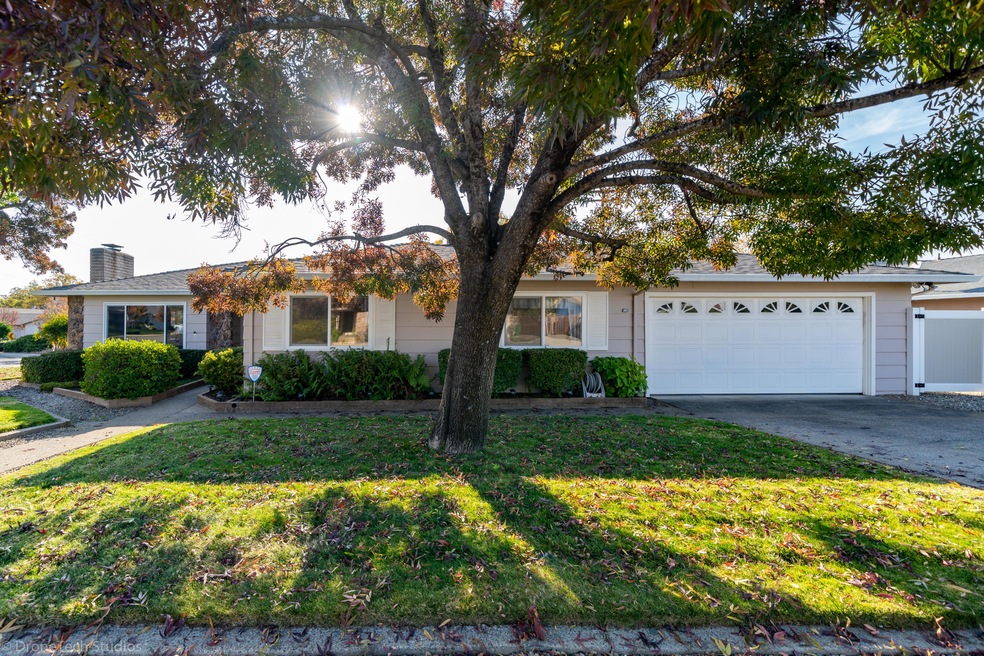 3505 Tamarack-1