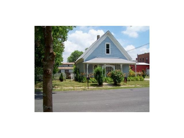 125 N Walnut St, Atlanta, IN 46031 - photo 1