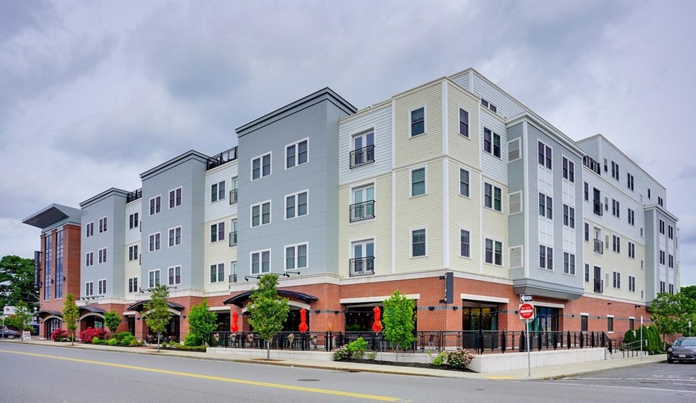 175 North Ave unit 416, Wakefield, MA 01880 - photo 1