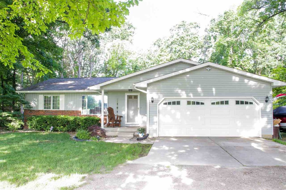 1078 S Gale Rd, Davison, MI 48423 - photo 1