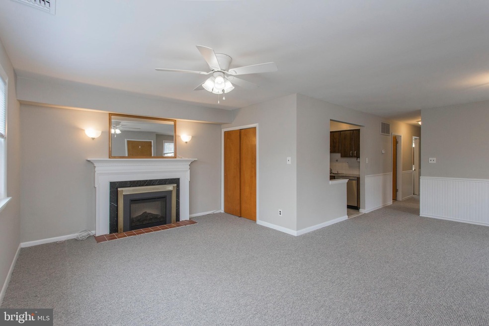 24 Haws Ln unit B, Flourtown, PA 19031 - photo 1