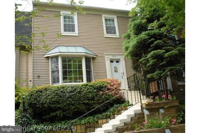 6111 Heron Pond Ct, Burke, VA 22015 - photo 1