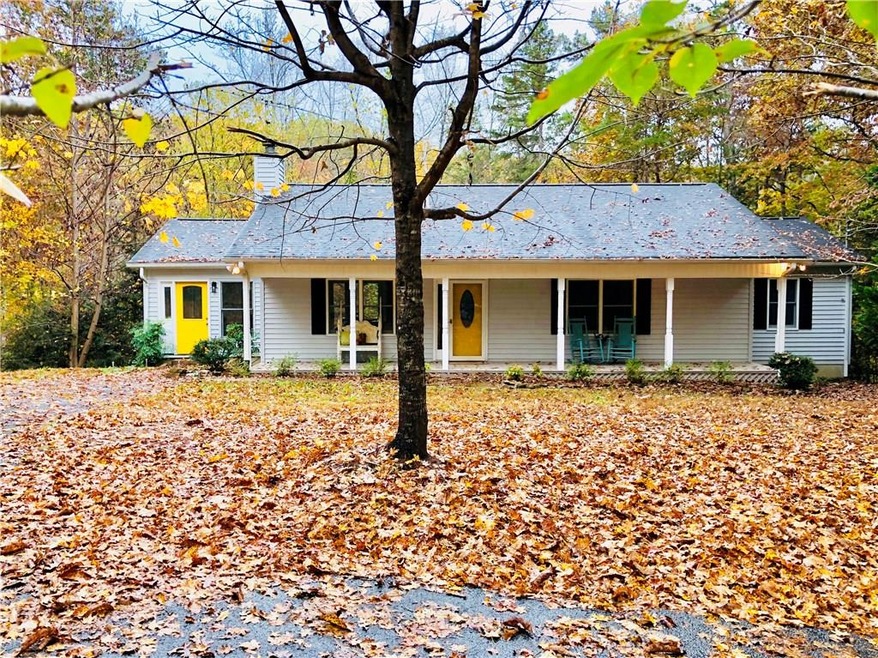 304 Holly Ln, Dahlonega, GA 30533 - photo 1