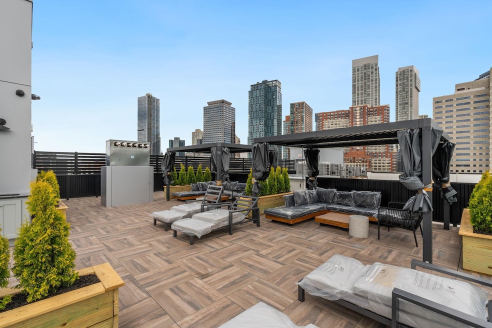 Columbus House unit 603, Jersey City, NJ 07302 - photo 1